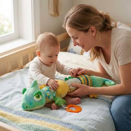 Baby Spielzeug Chamäleon mit Musik, Rassel, Knisterpapier & Beißring – Messlatte 50 cm